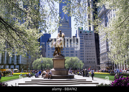 New York in the spring. Grand Army Plaza, General Tecumseh Sherman Statue, Plaza Hotel and Bergdorf Goodman. New York City, NYC, USA Stock Photo