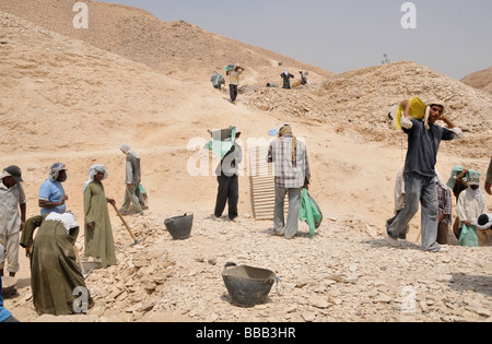 Egypt archaeology digging up excavation treasure seeker Stock Photo