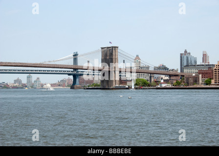 view of the East River with the Brooklyn & Manhattan bridges and Brooklyn waterfront, New York Stock Photo