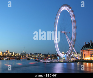 Long exposure shot of the London Eye taken with a fisheye lens on valantines day Stock Photo - Alamy Long exposure shot of the London Eye taken with a fisheye lens on valantines day Stock Photo - Alamy