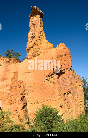 France, Provence-Alpes-Cote d’Azur, Vaucluse, Colorado Provençal Cheminee de Fee or Fairy Chimney on the Ochre Trail. Stock Photo