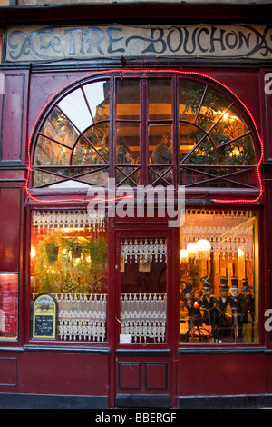 Le Tire Bouchon Restaurant Old City Center Vieux Lyon UNESCO World Heritage Lyon Rhone Alps France Stock Photo