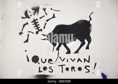 Que Vivan Los Toros Graffiti in Granada Spain Stock Photo