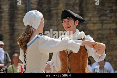 Life in the Baroque period of the 18th Century, teenagers dancing, Schiller Jahrhundertfest century festival, Marbach am Neckar Stock Photo