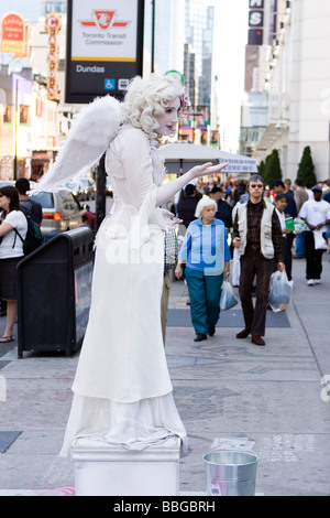 Street performer in downtown Toronto Stock Photo