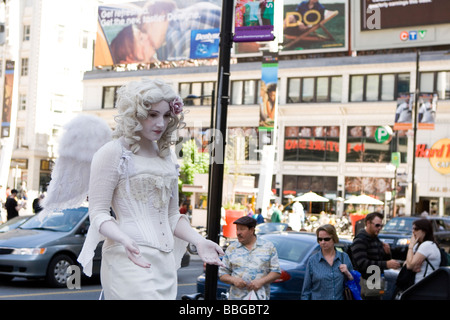 Street performer in downtown Toronto Stock Photo