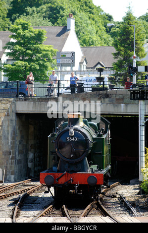 Steam train at Llangollen Railway Station Stock Photo