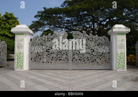 The imposing entrance gates to Singapore's Botanic Gardens from Napier Road. Stock Photo