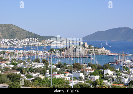 View of harbour and Bodrum Castle, Bodrum, Bodrum Peninsula, Mugla Province, Republic of Türkiye Stock Photo