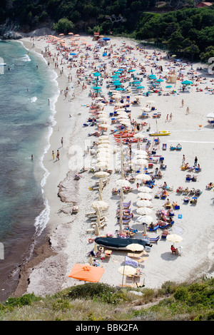 a-beach-on-elba-island-tuscany-italy-stock-photo-alamy