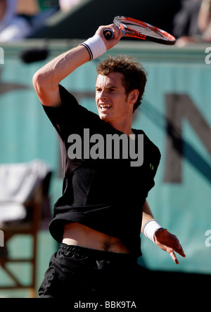 British player Andy Murray(GBR) plays a forehand return at Roland Garros
