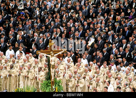 Mass, inauguration of Pope Benedict XVI, Ratzinger, Piazza San Pietro Square, Vatican, Rome, Latium, Italy, Europe Stock Photo