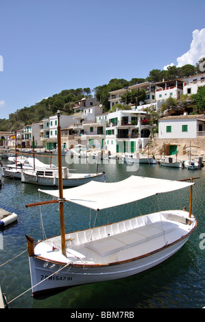 Harbour view, Cala Figuera, Santanyi Municipality, Mallorca (Majorca), Balearic Islands, Spain Stock Photo