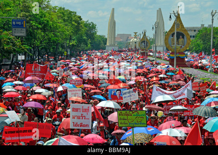 Thaksin Shinawatra followers demonstrating in Bangkok, Thailand, Asia Stock Photo
