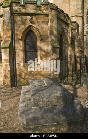 dh Dunfermline Abbey DUNFERMLINE FIFE Chapel of St Margaret and Dunfermline Town hall clock tower stone Stock Photo