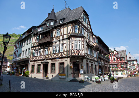 View of the Altkoelnischer Hof in the old town of Bacharch, Unesco World Heritage Upper Middle Rhine Valley, Bacharach, Rhinela Stock Photo