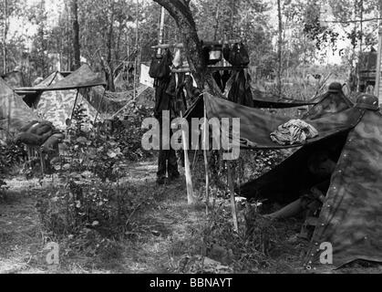 events, Second World War / WWII, Russia 1941, German soldiers in a bivouac on the Eastern Front, summer 1941, Stock Photo