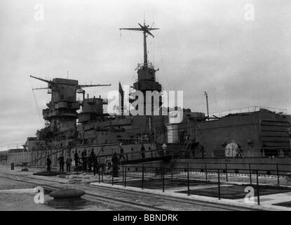 events, Second World War / WWII, France, scuttling of the French fleet in Toulon, 27.11.1942, Stock Photo