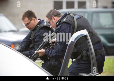 London Police officers undergoing specialist training at the Metropolitan Police Specialist Training Centre in Gravesend, Kent. Stock Photo