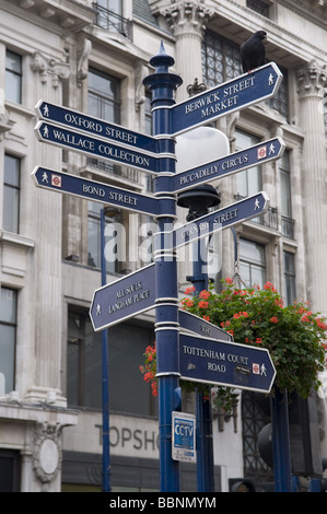 geography / travel, Great Britain, London, guidepost, Additional-Rights-Clearance-Info-Not-Available Stock Photo