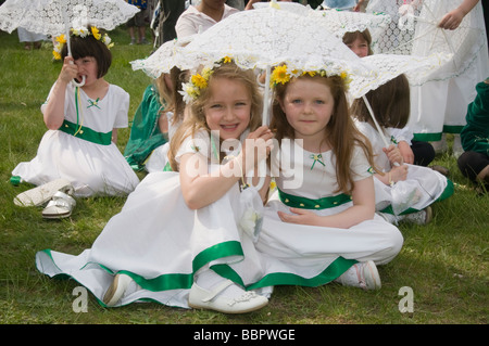 Green Street Green May Queen girls watching crowning, Merrie England and London May Queen Festival at Hayes, Kent (LB Bromley) Stock Photo