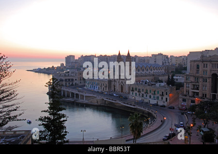 MALTA. Balluta Bay, St Julian's, at dawn. 2009. Stock Photo