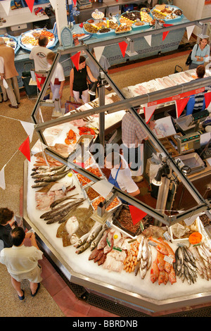 COVERED FISH MARKET, BIARRITZ, BASQUE COUNTRY, BASQUE COAST, BIARRITZ, PYRENEES ATLANTIQUES, (64), FRANCE Stock Photo