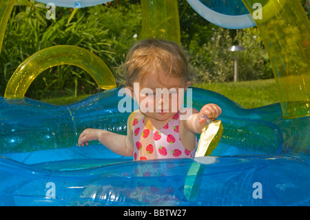 babies paddling pool