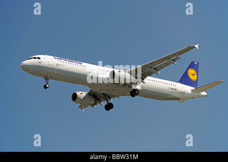 Airbus A321 100 of the airline Lufthansa Stock Photo