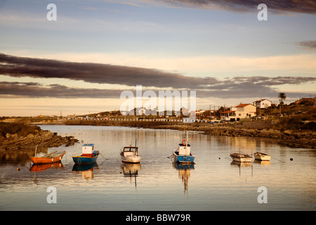 Barcos de Pesca en la Playa de la Maruca Santander Cantabria España Fishing Boats Beach La Maruca Santander Cantabria spain Stock Photo