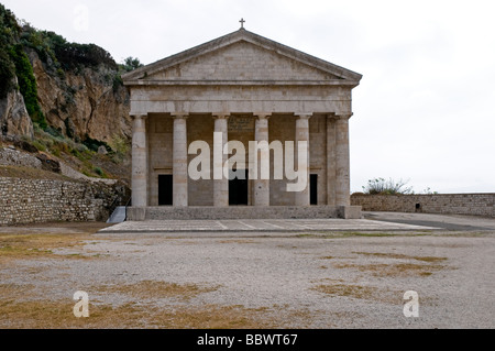 St George's Church built in a Neo-classical style with six Doric columns by the British in 1870, Old Fortress, Corfu Stock Photo