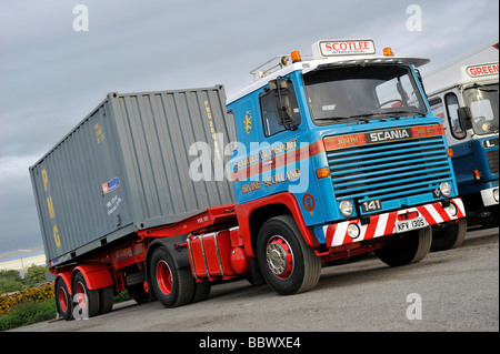 某メーカー and photography stock hi-res 141 Scania images Alamy - 日本史