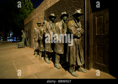 The Franklin Delano Roosevelt Memorial Washington D C includes row of sculptures representing a Great Depression breadline Stock Photo