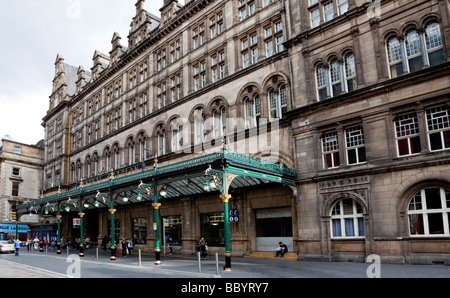 The canopy outside Glasgow Central station Stock Photo