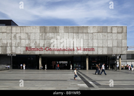 Roemisch-Germanisches Roman-Germanic Museum at Roncalliplatz square, old town, Cologne, Rhineland, North Rhine-Westphalia, Germ Stock Photo