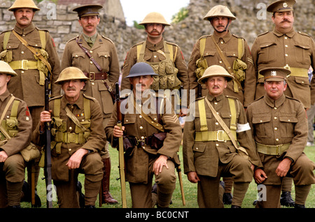 Uniforms of First World War One Belgian soldier and French officer in ...