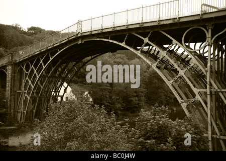 The worlds first bridge constructed of cast iron over the river Severn in Shropshire. Stock Photo