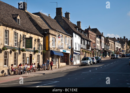 High Street Burford Oxfordshire in the Cotswolds on a sunny summer Sunday afternoon Stock Photo