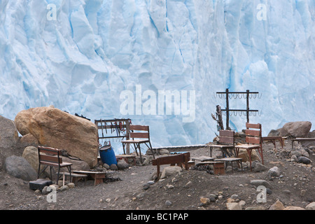 A deserted crampon fitting station at the terminal face of the Perito Moreno Glacier, Patagonia, Argentina. Stock Photo