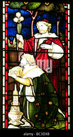 Stained Glass Window Depicting Adoration of the Magi at the nativity Church of St Mary the Virgin, Cropredy, Oxfordshire Stock Photo