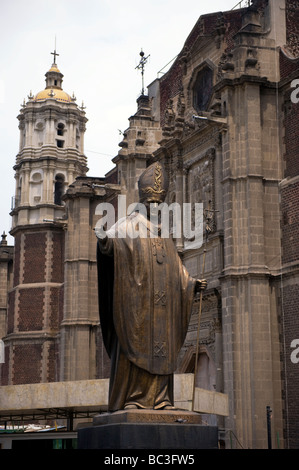 A statue of Pope John Paul at the Basilica of Guadalupe in Mexico City Stock Photo