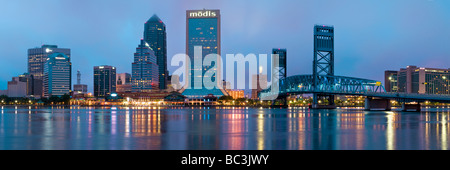 Jacksonville Florida downtown skyline reflects in St Johns River Stock Photo