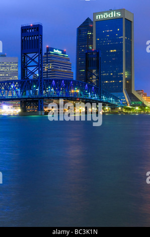 Jacksonville Florida downtown skyline reflects in St Johns River Stock Photo