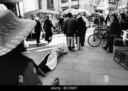 friendship highway lhasa daily life Stock Photo