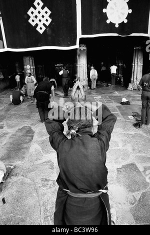 friendship highway lhasa daily life jokhang Stock Photo