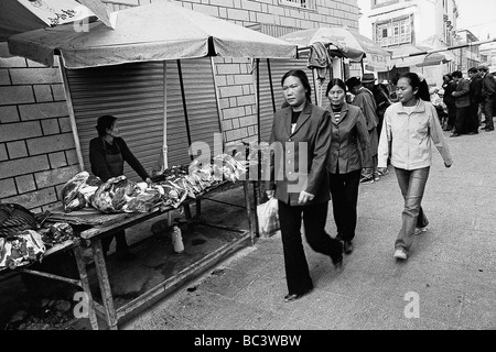 friendship highway lhasa daily life Stock Photo