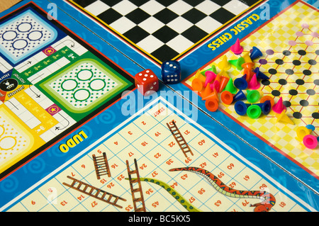 Boardgames Stock Photo: 83143150 - Alamy