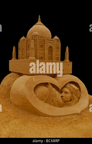 Sand sculpture of Indian artist Sudarsan Pattnaik 'Shah Jahan and Mumtaz symbol of Love is Taj Mahal' Stock Photo