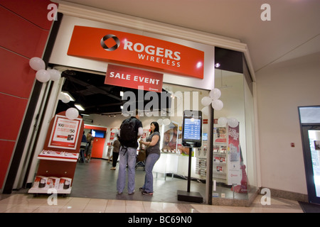 rogers cell phone store near me