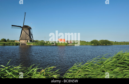 beautiful windmill landscape at kinderdijk in the netherlands near Rotterdam Stock Photo